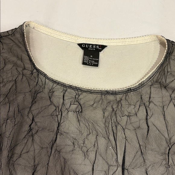 Guess Set - Picture 2 of 5